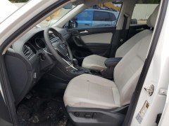 Volkswagen Tiguan SE 2021 6