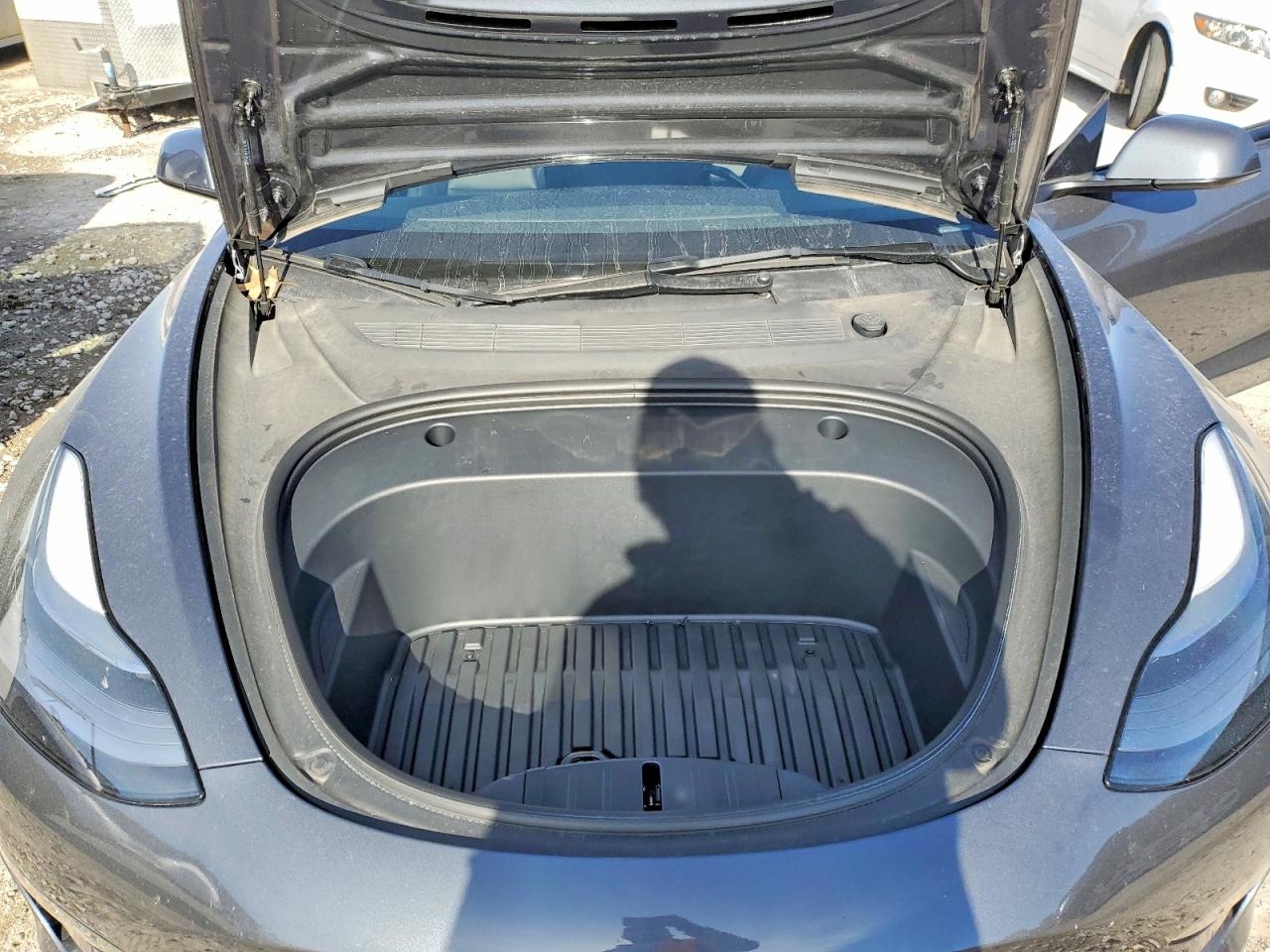 Tesla Model 3 2023 10