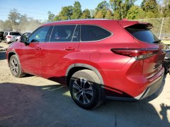 Toyota Highlander XLE 2021 5