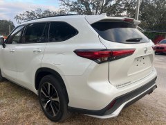 Toyota Highlander XSE 2022 2