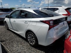 Toyota Prius XLE 2021 3