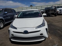 Toyota Prius LE 2021 1