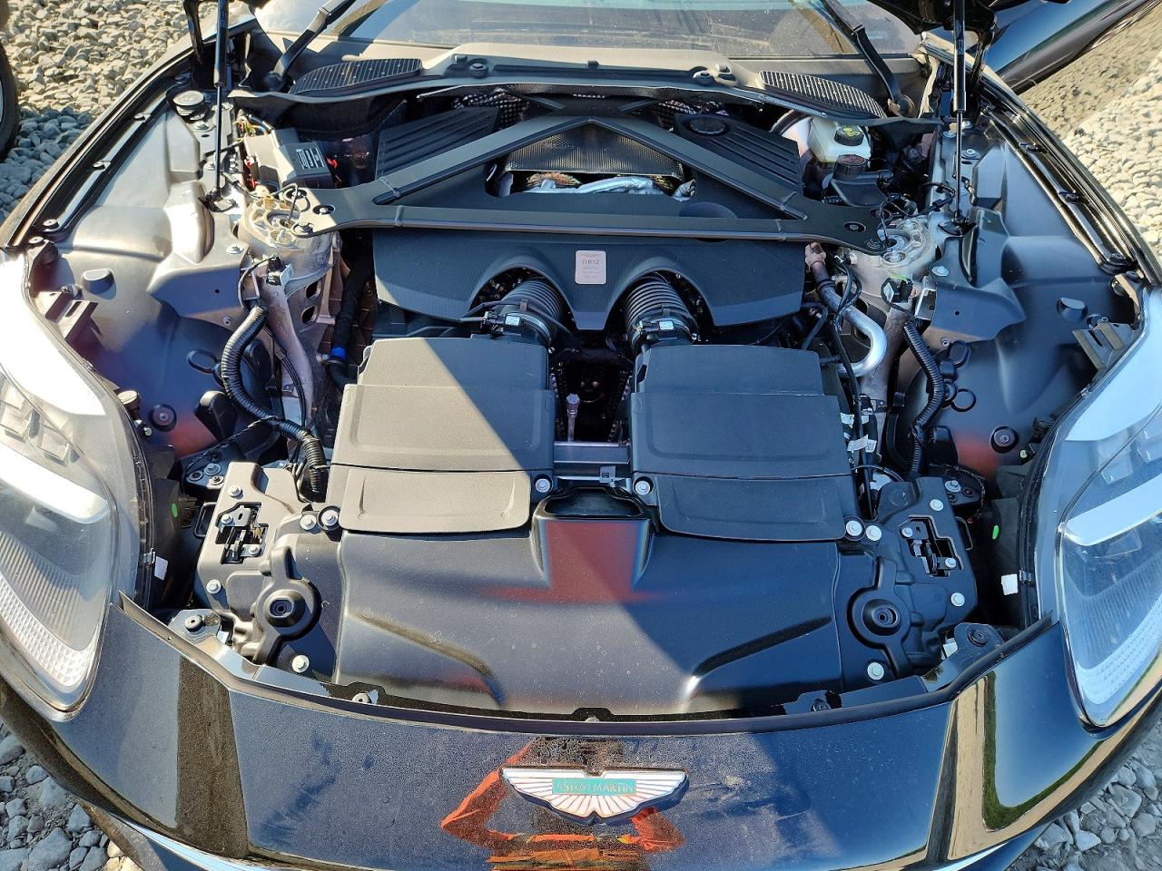 Aston Martin Db12 2024 10