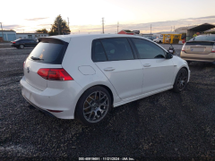 Volkswagen Golf R 2017 5