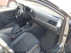 Volkswagen Jetta SE 2023 7