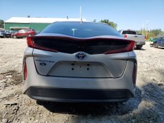 Toyota Prius Prime XLE 2018 4