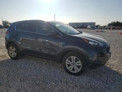 KIA Sportage LX 2018 2