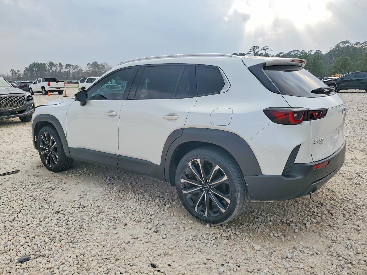 Mazda Cx-50 2025 1