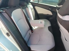 Toyota Prius LE 2021 9