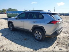 Toyota RAV4 XLE 2024 5