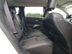 Jeep Cherokee Latitude 2022 10