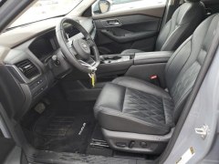 Nissan Rogue Platinum 2021 6