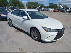 Toyota Camry SE 2016 3