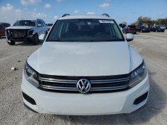 Volkswagen Tiguan SE 2015 1