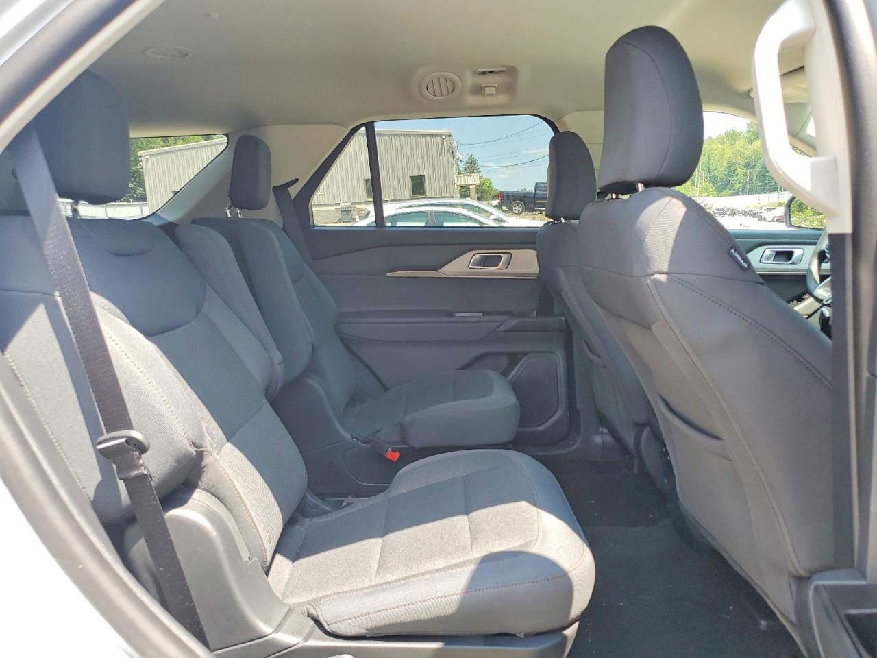 Ford Explorer Active 2026 10