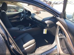 Mazda CX-30 Turbo Premium 2024 8