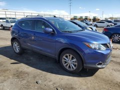 Nissan Rogue Sport SV 2018 2