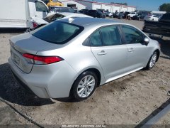 Toyota Corolla LE 2024 4