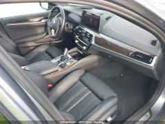BMW 530e 2021 8