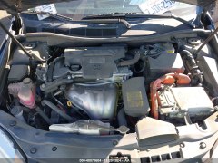 Toyota Camry LE Hybrid 2015 13