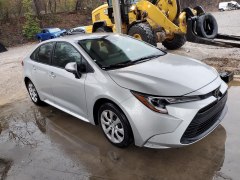 Toyota Corolla LE 2024 2
