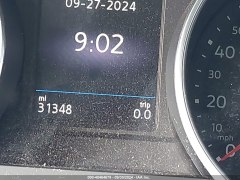 Volkswagen Tiguan S 2021 11