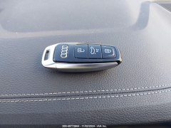 Audi Q8 Premium Plus 2023 7