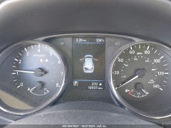 Nissan Rogue Sport S 2022 7