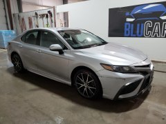 Toyota Camry SE 2021 2