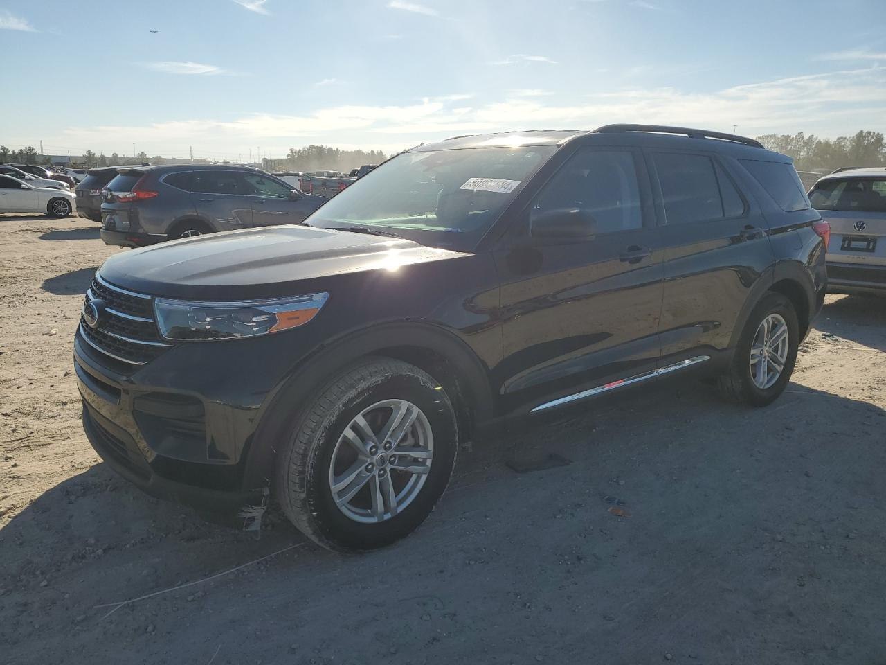 Ford Explorer XLT 2024 0