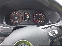 Volkswagen Passat SE 2020 8