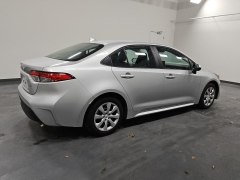 Toyota Corolla LE 2023 3