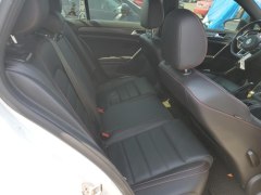 Volkswagen Golf GTI 2021 9