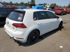 Volkswagen Golf GTI 2021 3