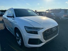 Audi Q8 Premium 2023 1