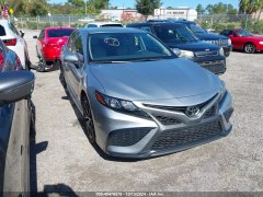 Toyota Camry SE 2024 2