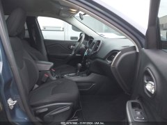 Jeep Cherokee Latitude 2020 9