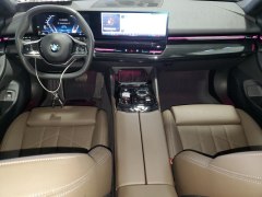 BMW 530i xDrive 2024 7