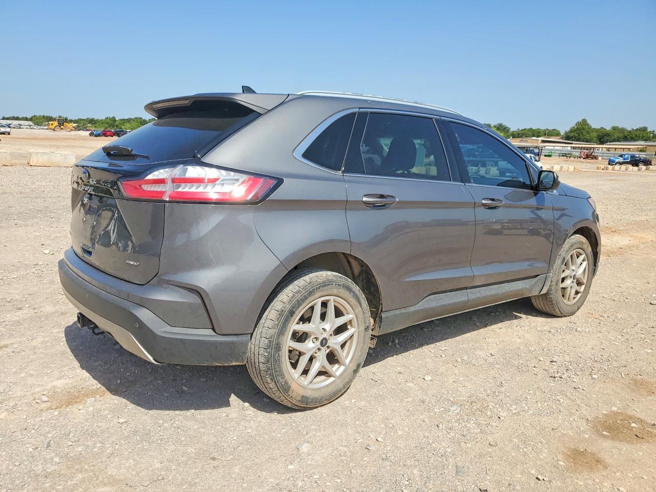 Ford Edge SEL 2023 2