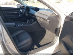 Mazda 3 Select 2022 9