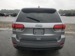 Jeep Grand Cherokee Laredo 2020 4