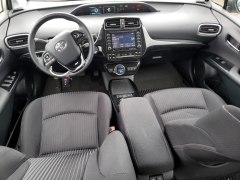 Toyota Prius Prime LE 2021 7