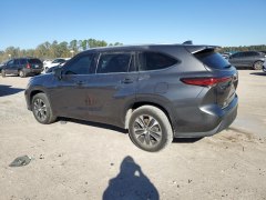 Toyota Highlander XLE 2022 5