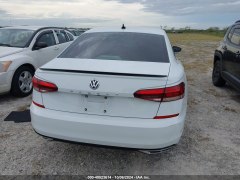 Volkswagen Passat SE 2020 4