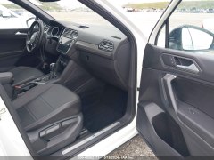 Volkswagen Tiguan SE R-Line 2021 9