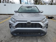 Toyota RAV4 XLE 2021 1