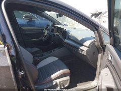 Volkswagen Golf GTI 2022 6