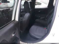 Jeep Renegade Latitude 2019 13