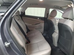 Hyundai Tucson SE 2021 9
