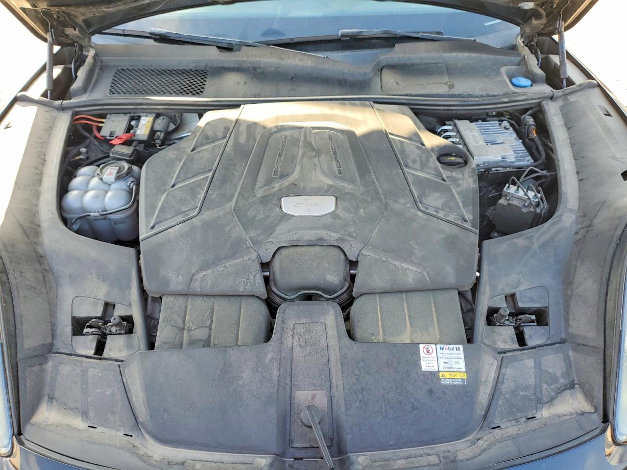 Porsche Cayenne S 2021 11
